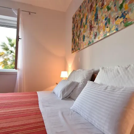 Apartman Dado Supetar